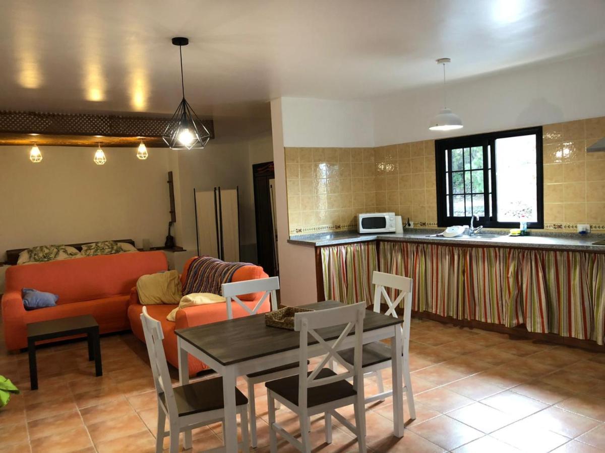 La Campana De Arriba Apartment La Guancha Luaran gambar